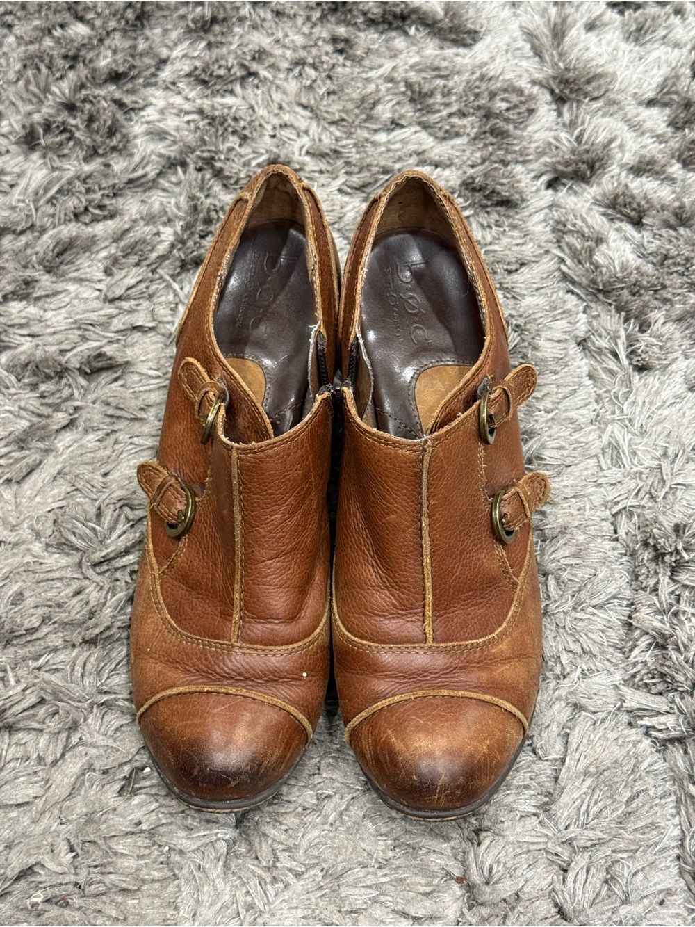 BOC Born Concept Brown Leather Heeled Ankle Boots Booties Buckle Size 8.5 (40)